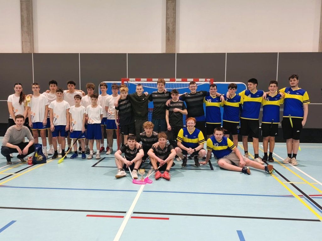 Turnaj florbalových kroužků 