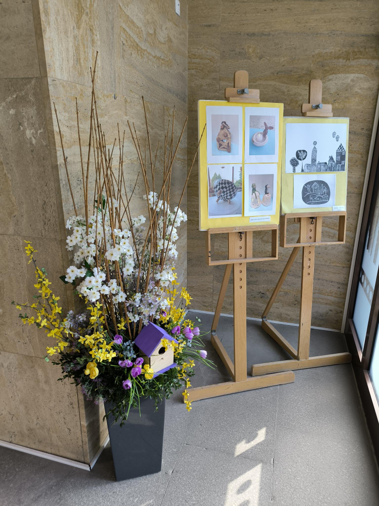 Jarní výzdoba rozzářila naše DDM