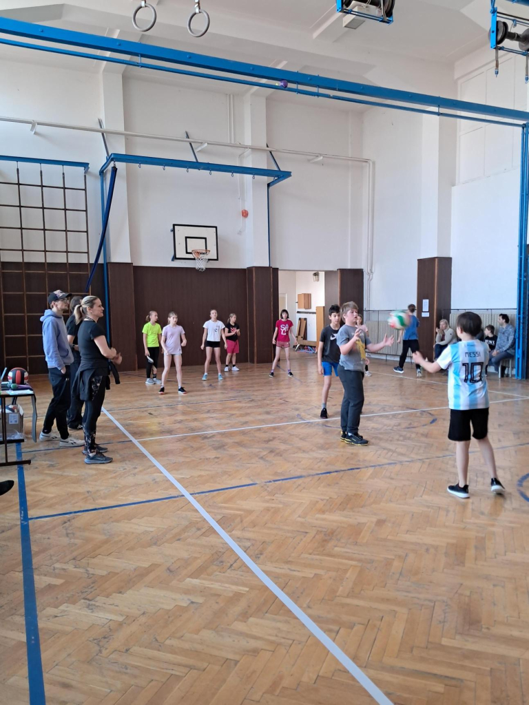 Média - 2026-04-28T053605.122.jpg