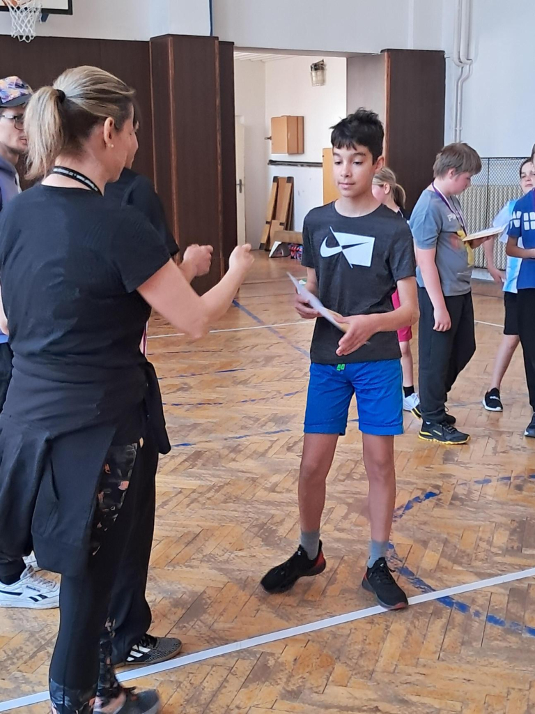 Média - 2026-04-28T055457.795.jpg