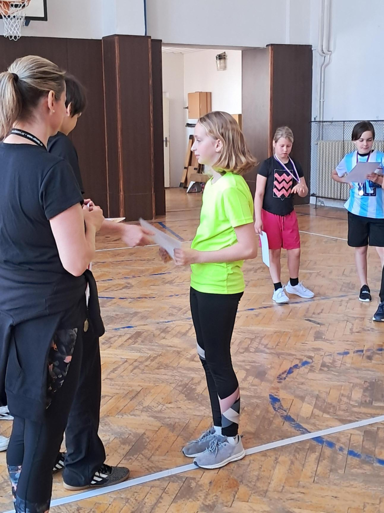 Média - 2026-04-28T055456.754.jpg