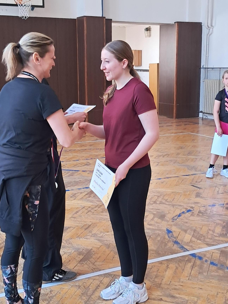 Média - 2026-04-28T055455.269.jpg