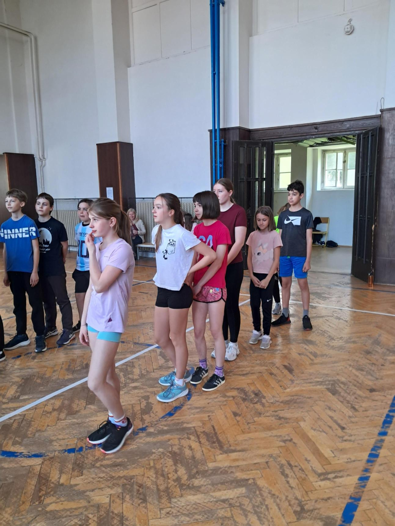 Média - 2026-04-28T055449.138.jpg