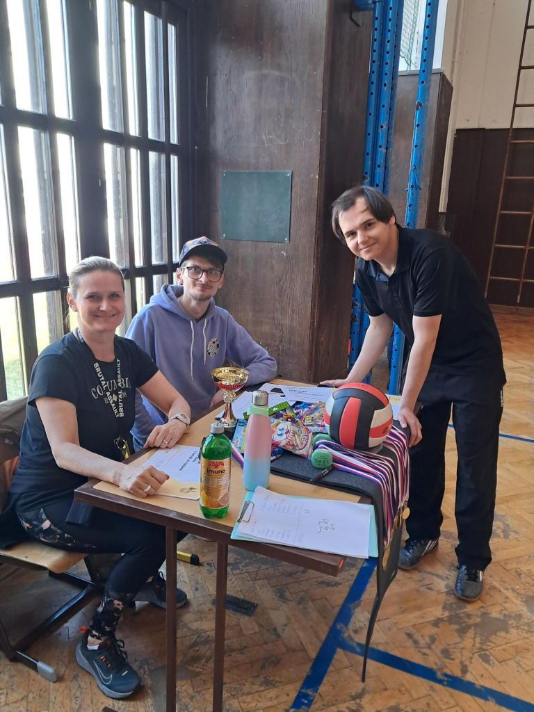 Média - 2026-04-28T055448.226.jpg